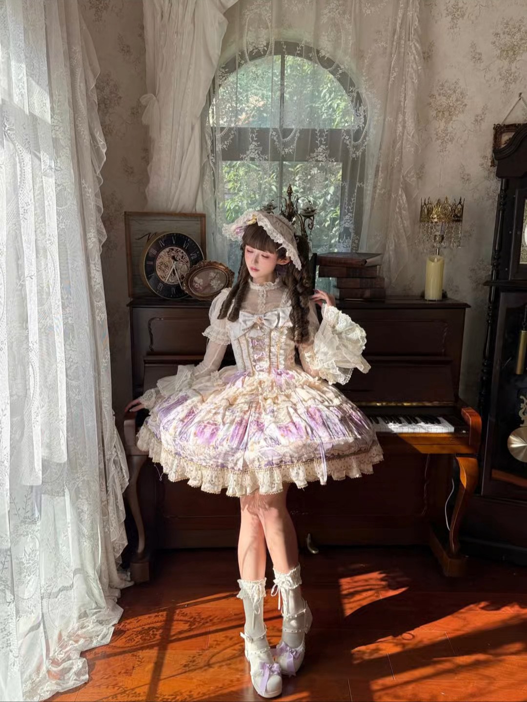 第一次爱上一条紫色系的裙子，这个柄图是真的很华丽，版型看起来也很优秀很显瘦