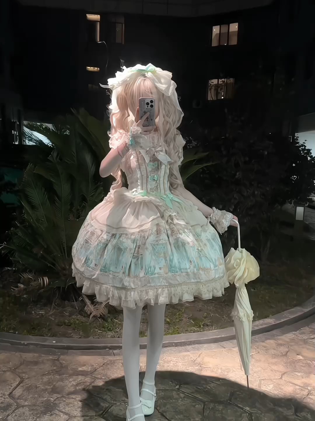 老婆们香水宝石选绿色还是粉色呀？好纠结哇！