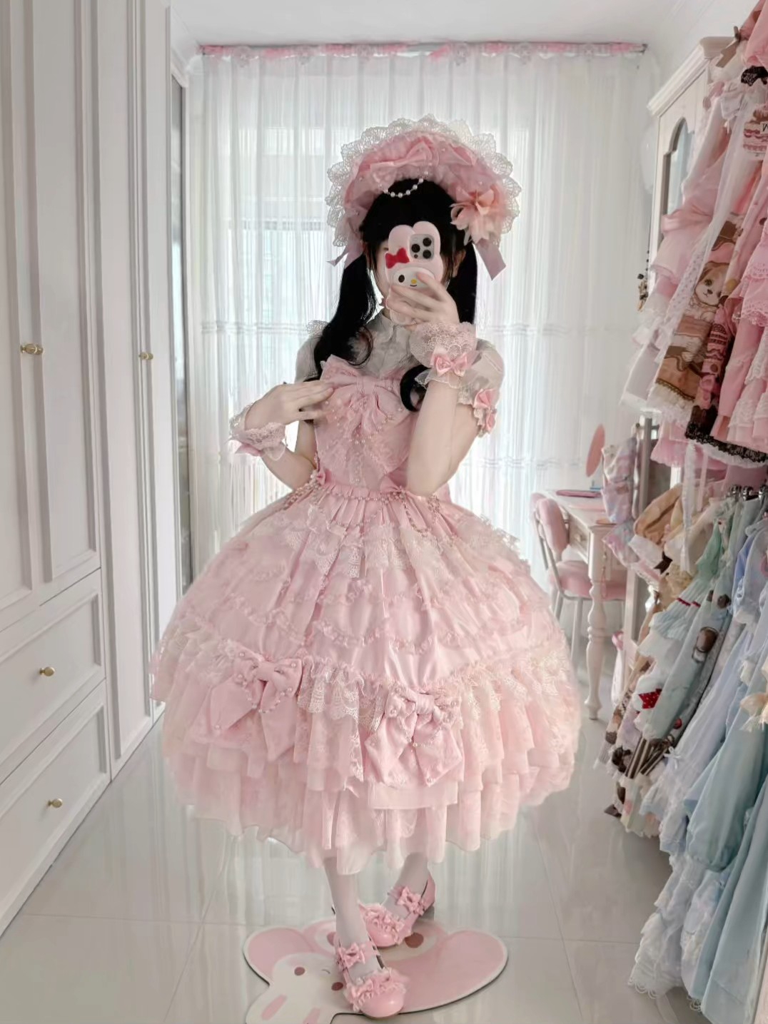 不愧是小萌款，昭和doll你是真的美的有的超标，怎么能有这么温柔的粉色