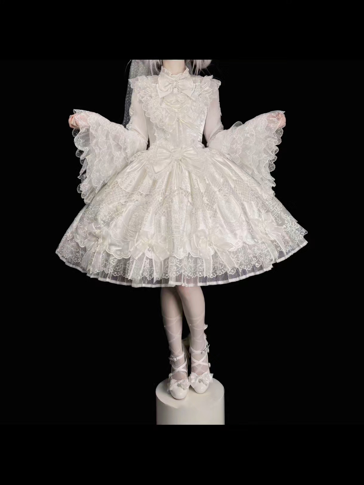 快帮我看看这个姬袖衬衫要不要一起入呀？ 一眼被银河下的约定种草，纠结要不要入官配衬衫