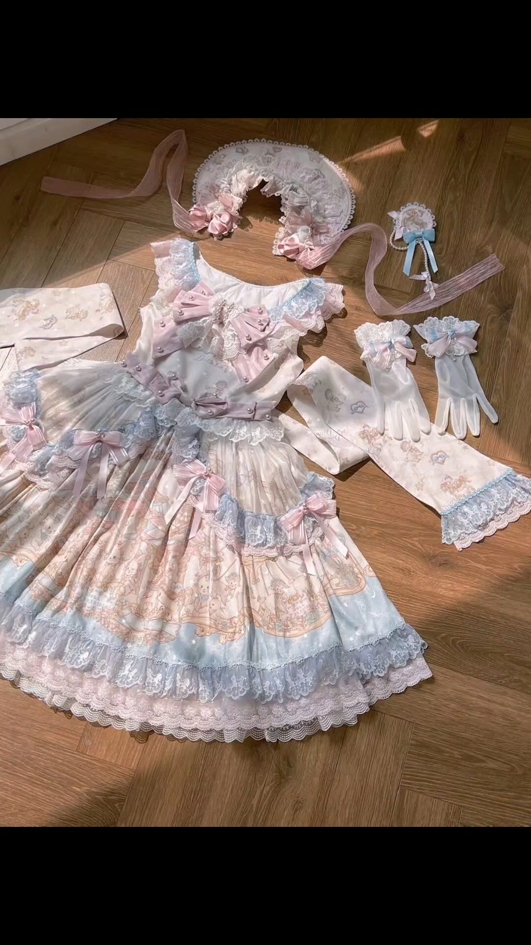 选粉色还是蓝色呢，这两条都是好甜鸭！！！甜娘狂喜好嘛 #lo#lolita#lo安利