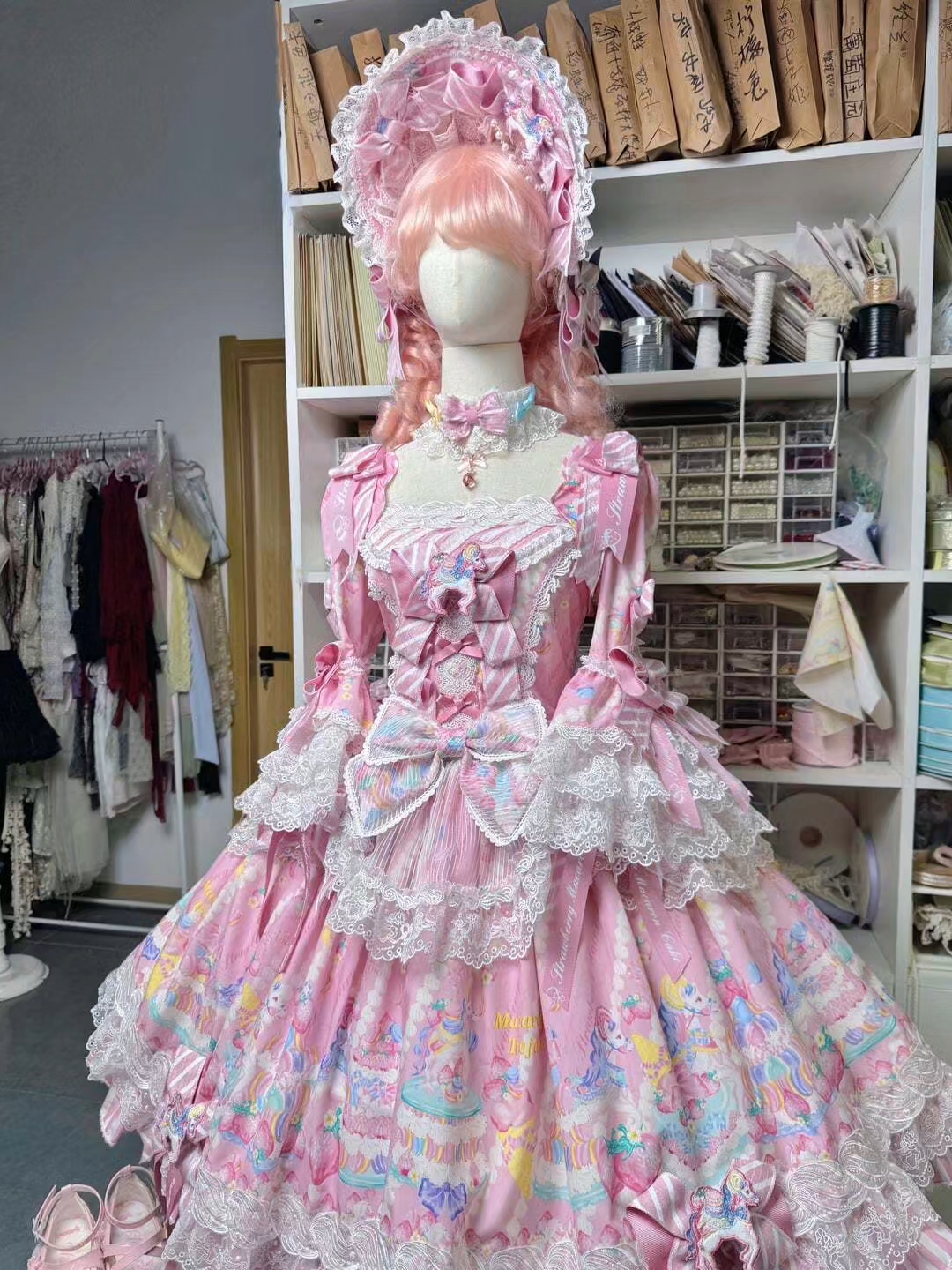 很久之前就想尝试一下甜系裙子，被这条一眼种草，太爱了#吃我一波Lolita安利 #Lolita装扮 #Lolita日常 #Lolita