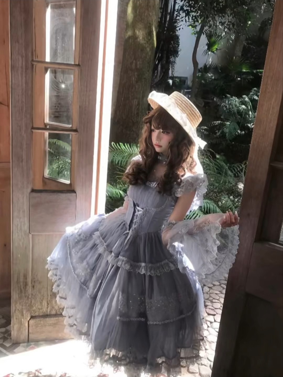 好适合夏天穿的一条，这个颜色是真的很温柔的感觉，蓝色怎么能这么显白这么精致