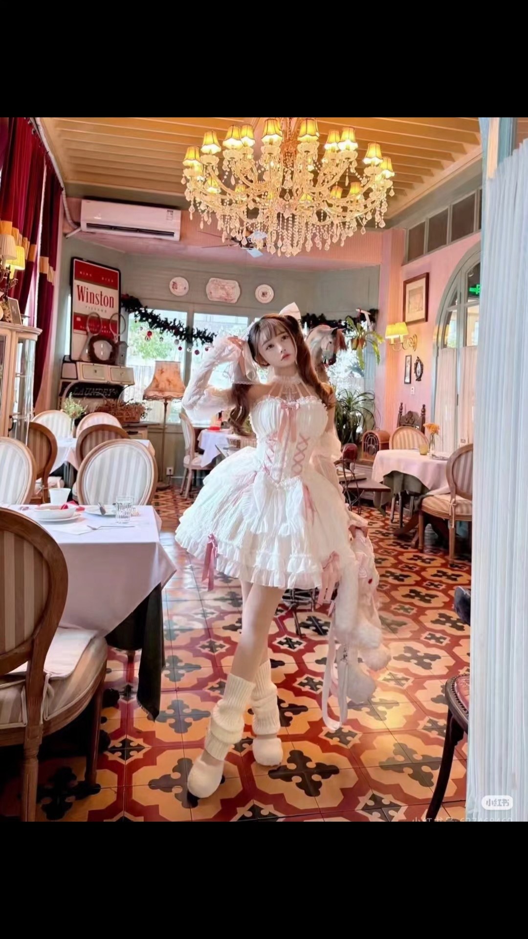 谁懂！之前半草不草现在突然觉得白粉色十字姬好好看！店里怎么没有了啊啊啊