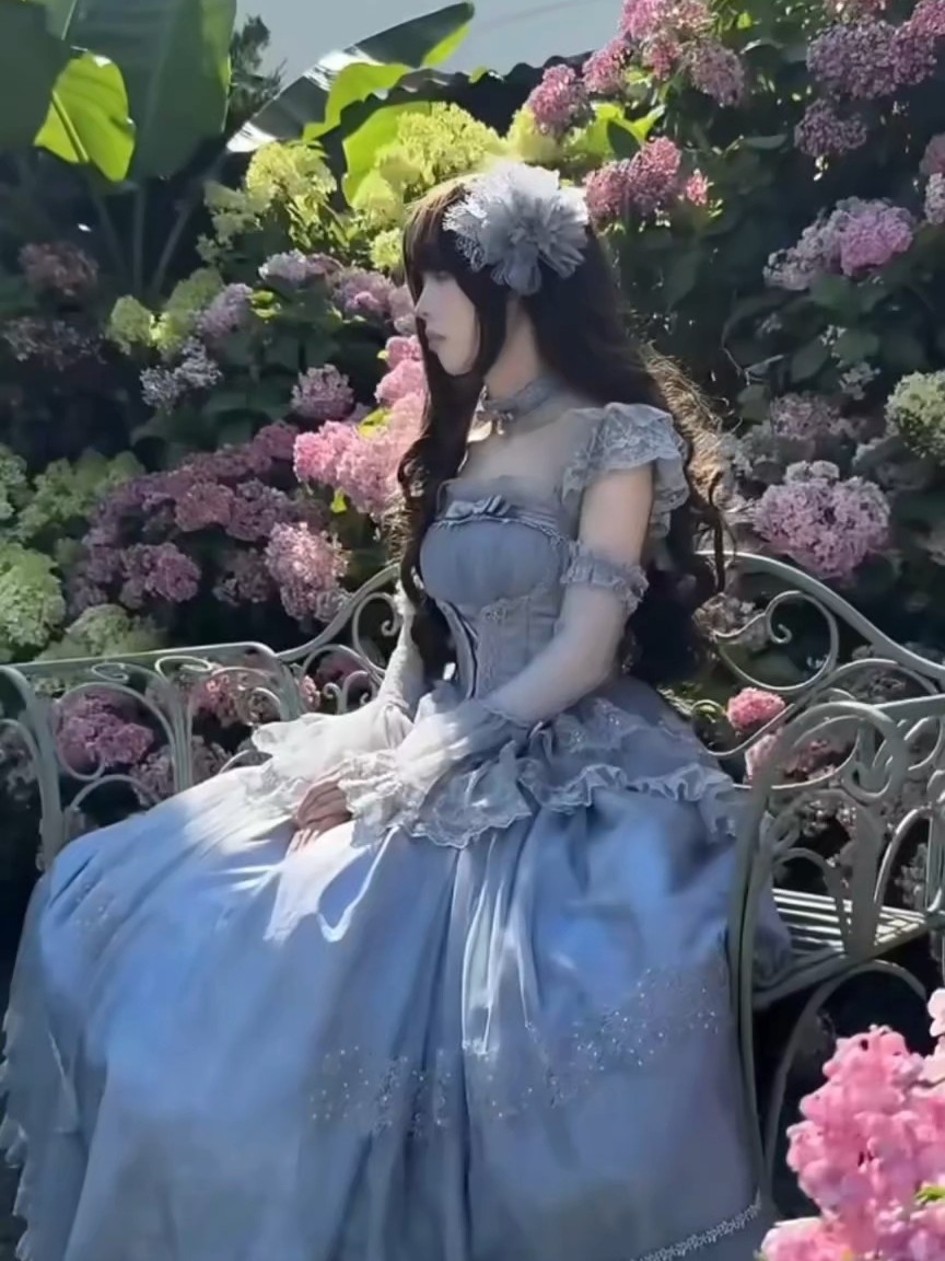 好适合成人礼的一条，这种cla系是真的日常又好看，蓝色是真的很温柔