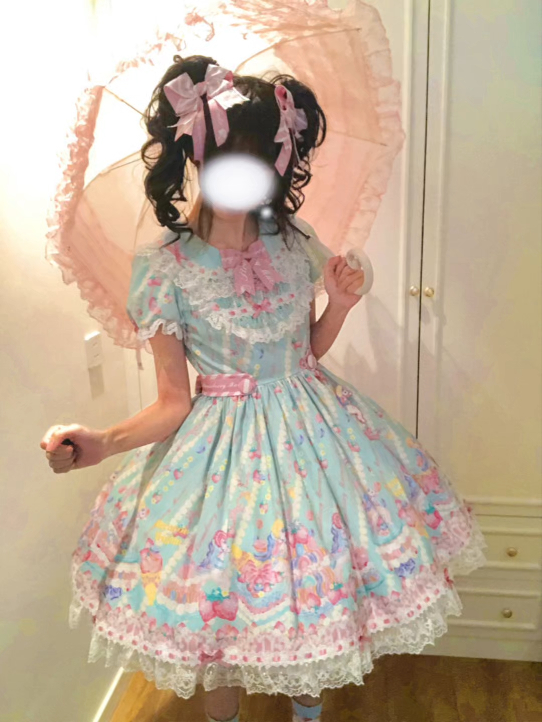Alice girl家的这个薄荷色Lolita真的超级清新耶，甜甜的薄荷小蛋糕