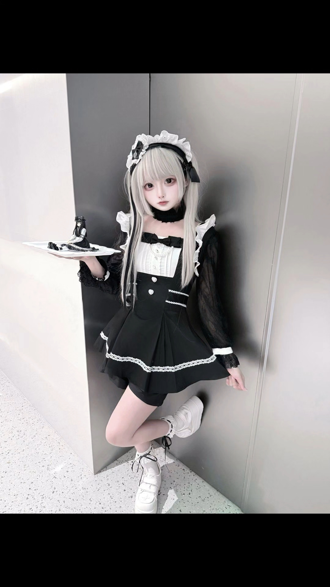 怎么有种小女仆的感觉了，好喜欢这条裙子啊，心动的感觉！#崩坏兔偶 #蕾服 #蕾服日常 #蕾服推荐