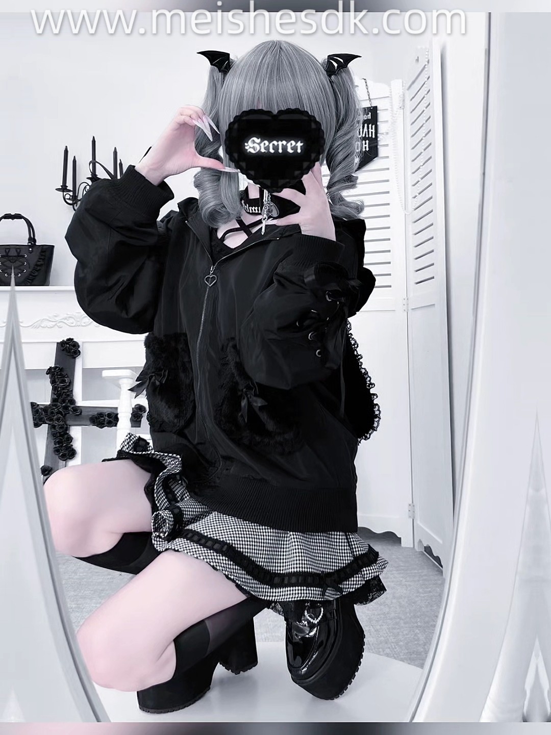 黑色外套多出片的，太萌了集美们！#崩坏兔偶 #蕾服外套 #蕾服穿搭